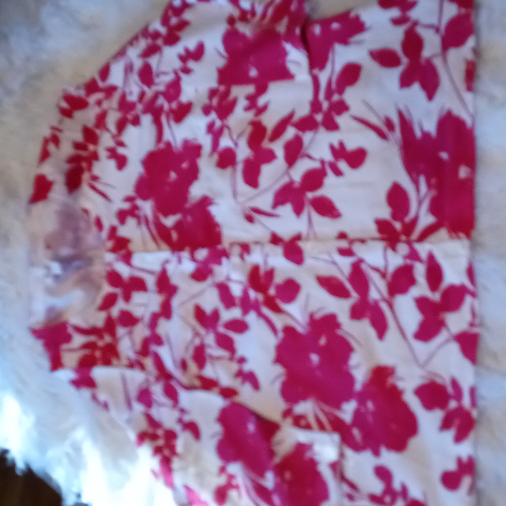 Pink and white cartigan,never worn